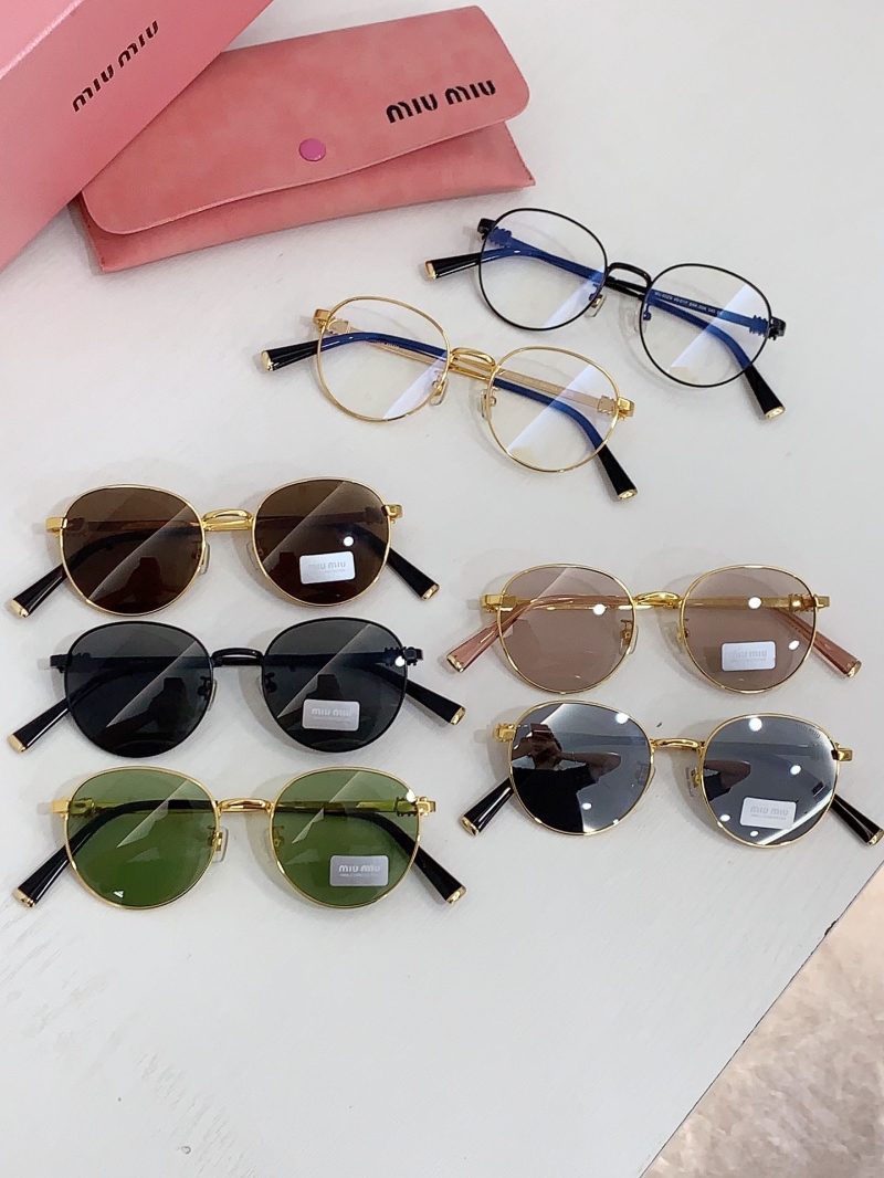 Miu miu Sunglasses